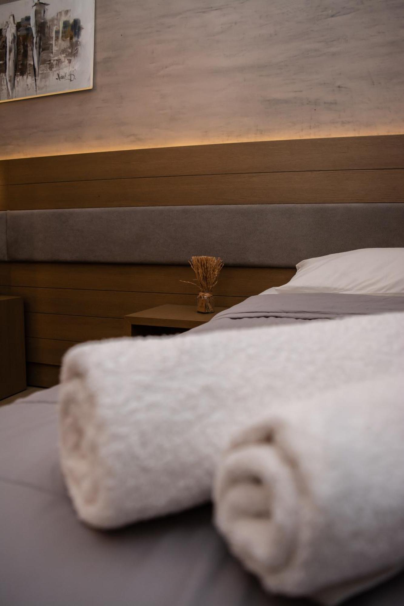 Néa Meságkala Hotel Golden Sun מראה חיצוני תמונה